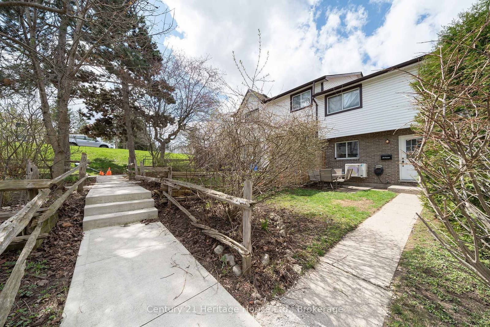 391 Pioneer Drive, Unit 4 - Image 2