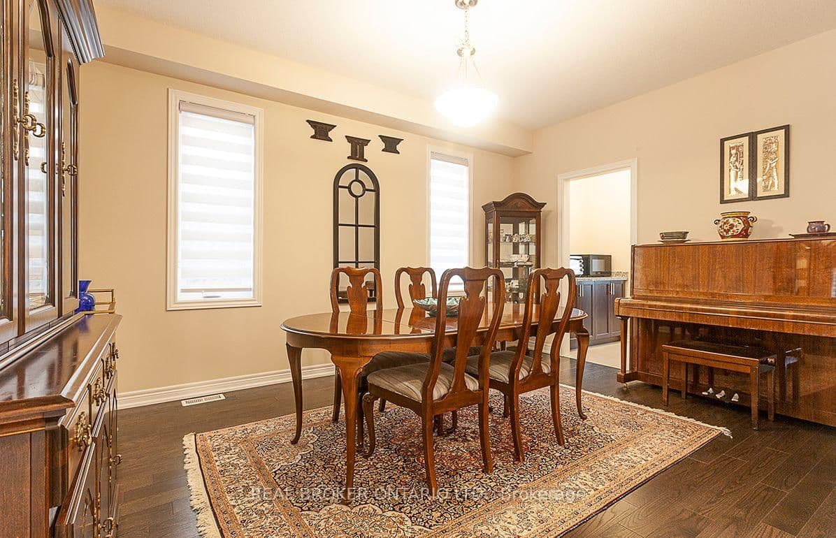 60 Morrison Drive - Image 2