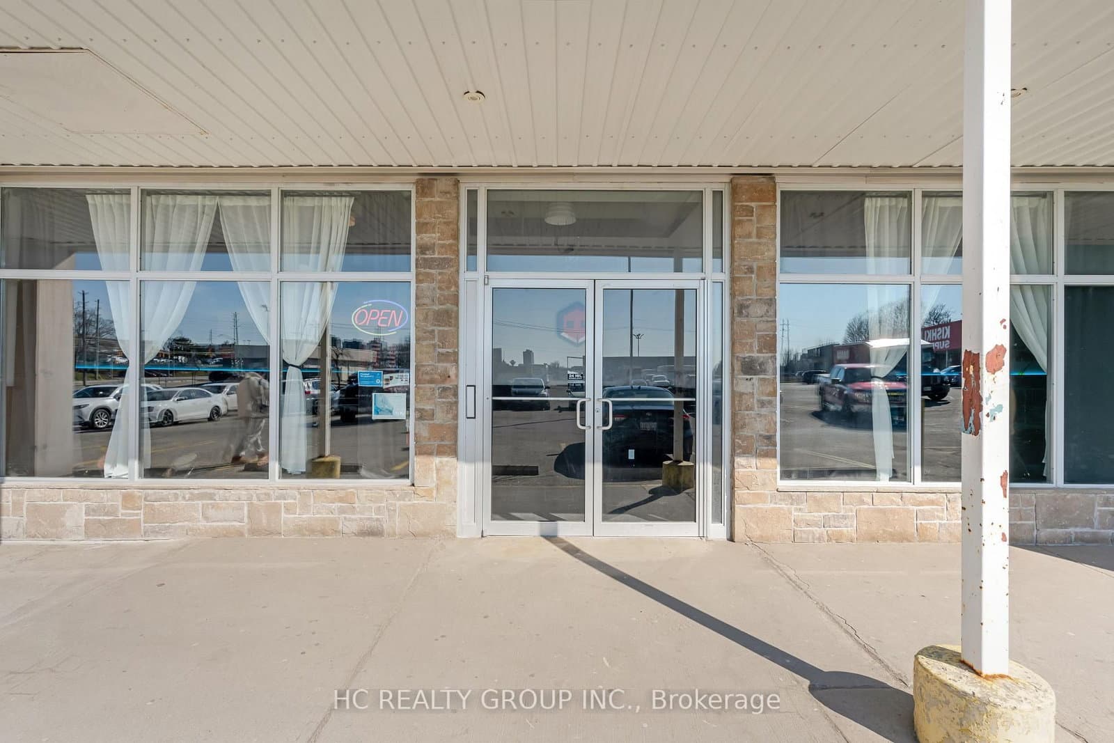 494 Albert Street - Image 3