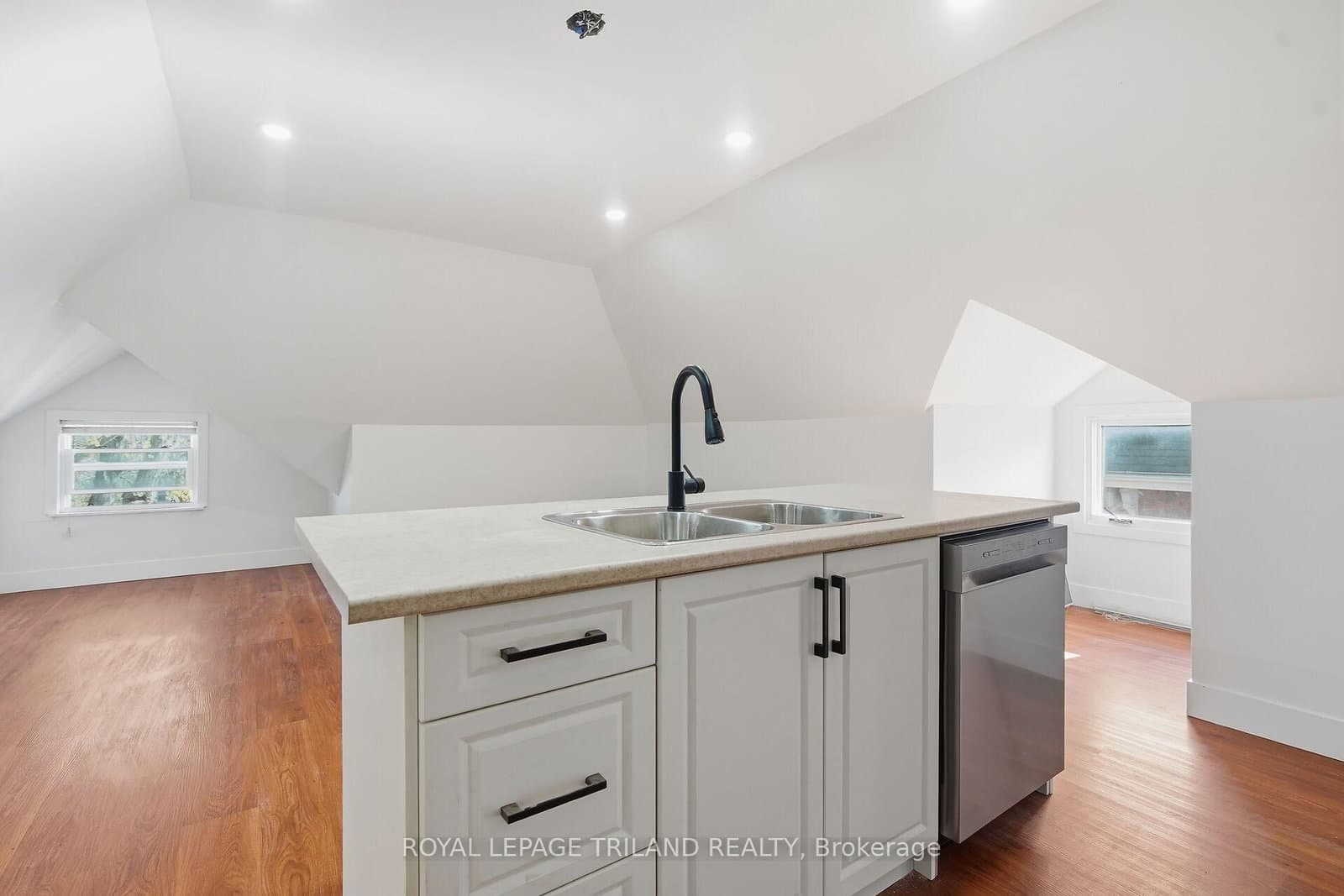 22 Mitchell Street, Unit 1 - Image 3