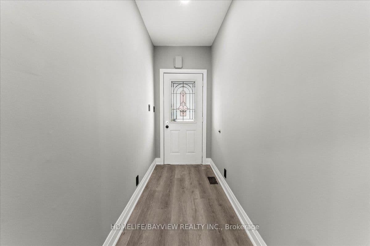214 Burlington Street E - Image 4