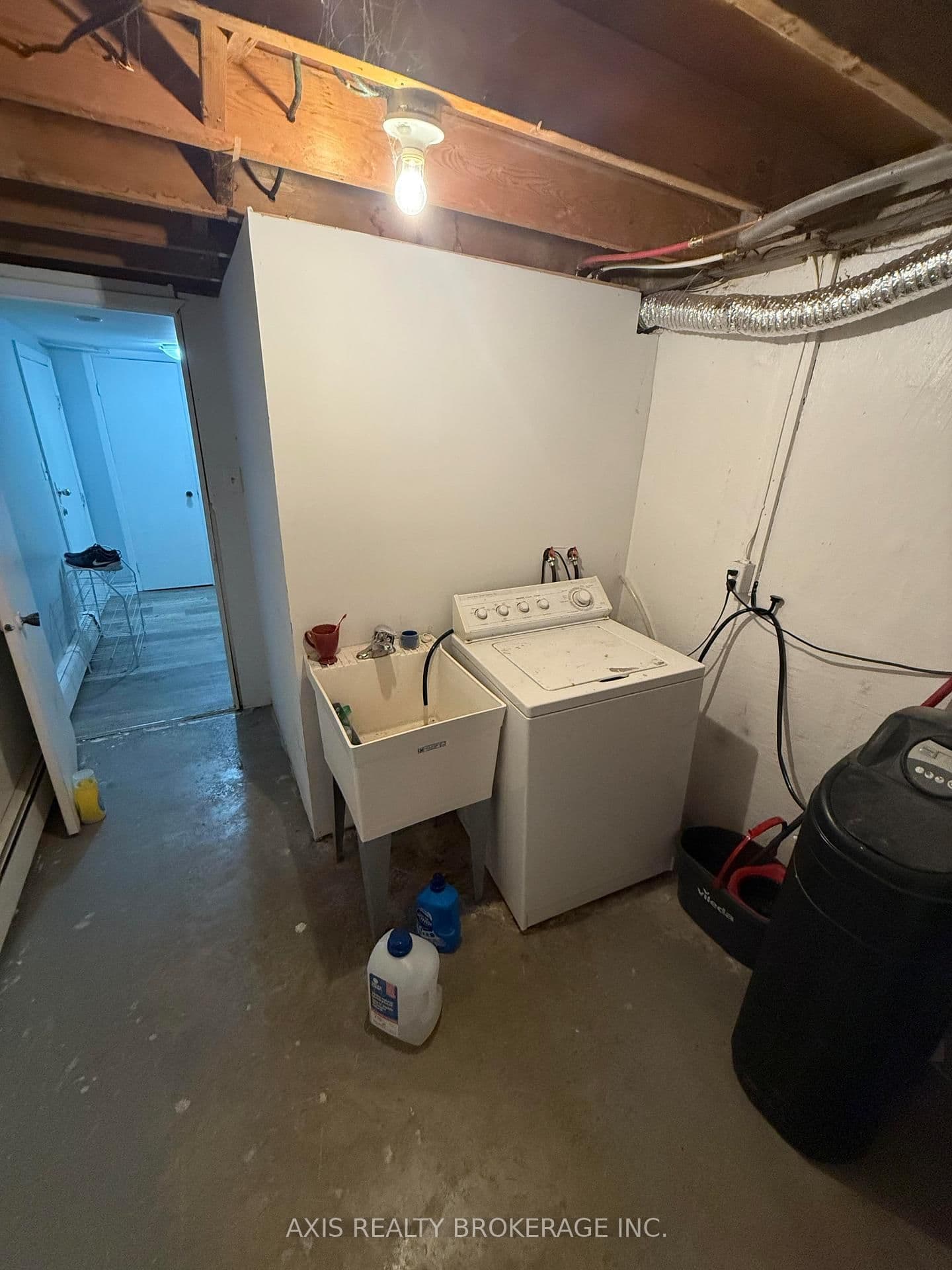 649 Albert Street, Unit 5 - Image 6