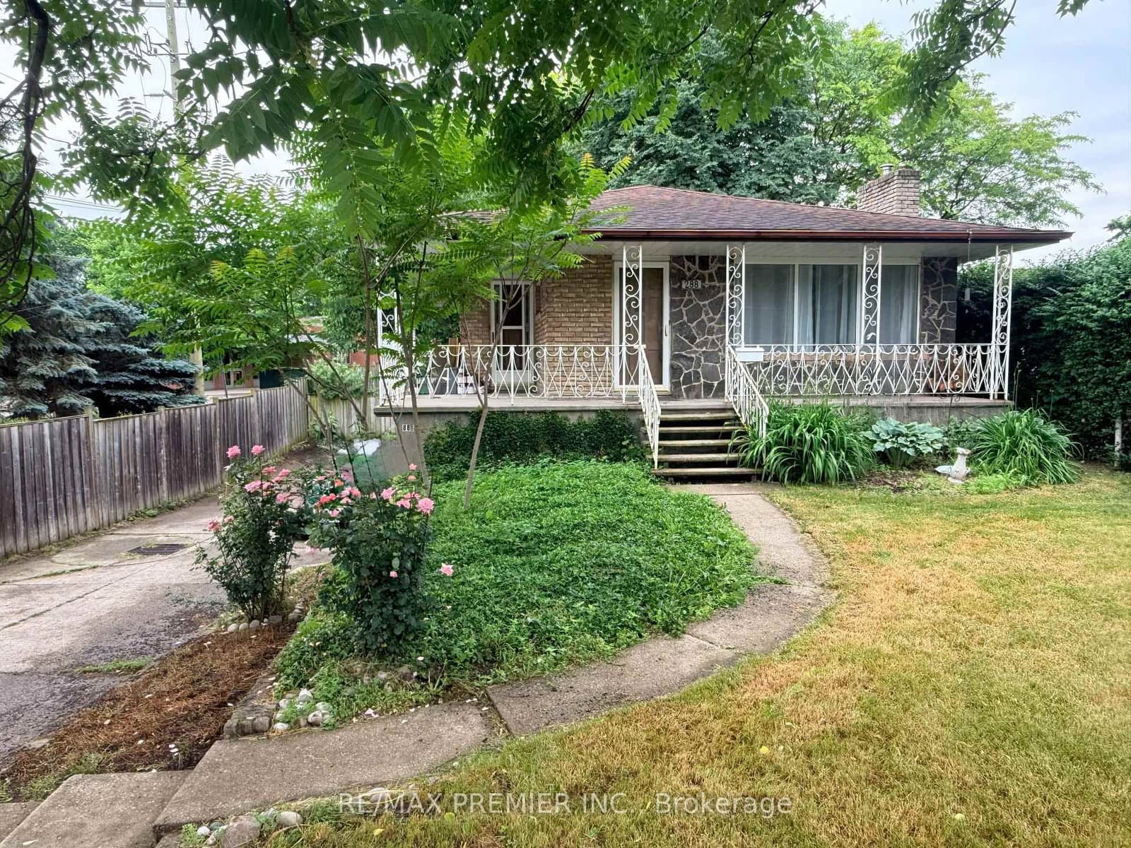 288 Scott Street, Unit Main Floor - Image 1