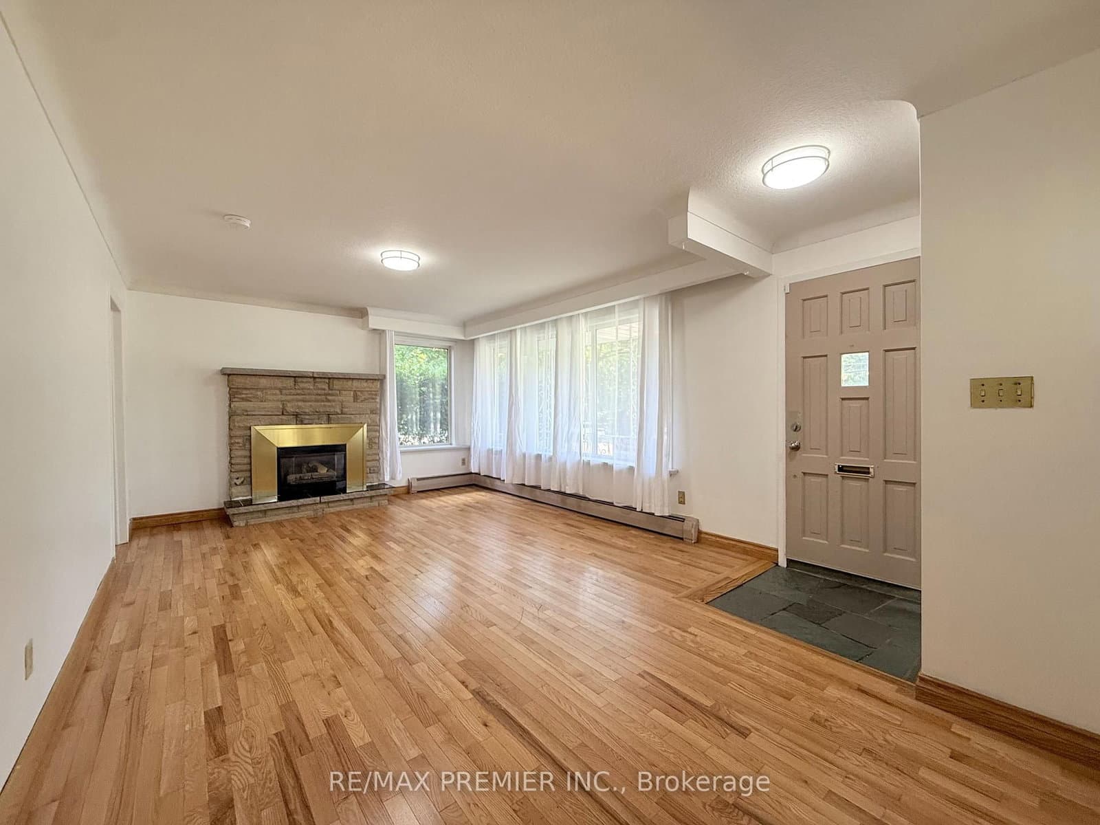 288 Scott Street, Unit Main Floor - Image 4