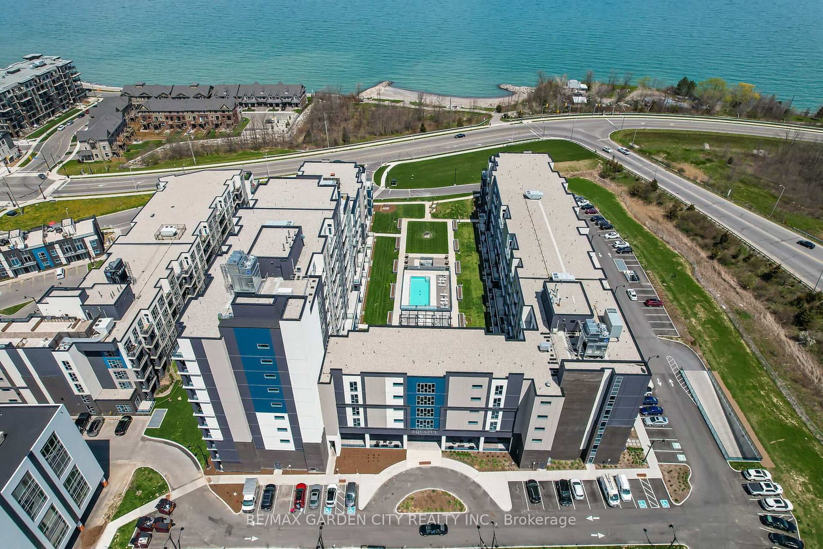 16 Concord Place, Unit 431 - Image 2