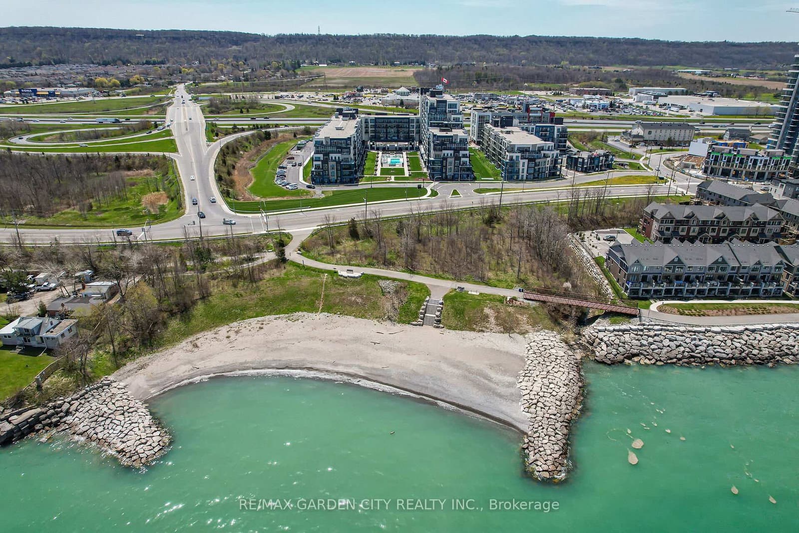 16 Concord Place, Unit 431 - Image 4
