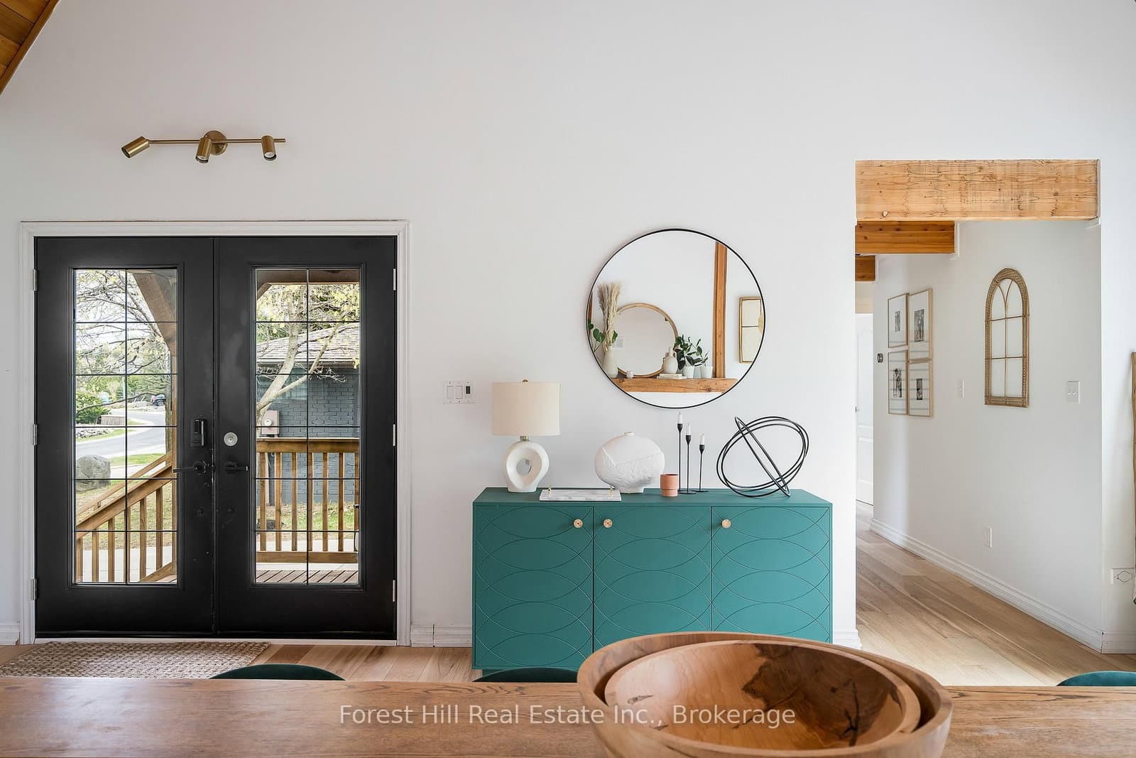 144 Brooker Boulevard - Image 3