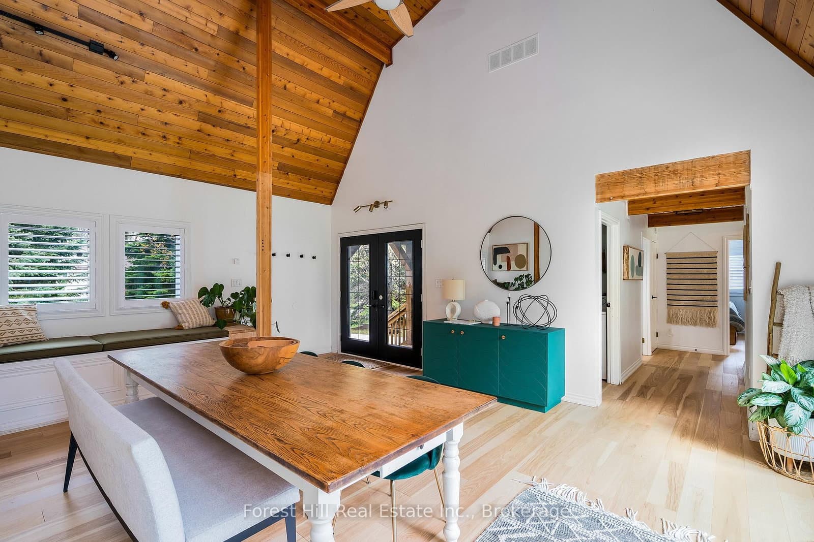 144 Brooker Boulevard - Image 4