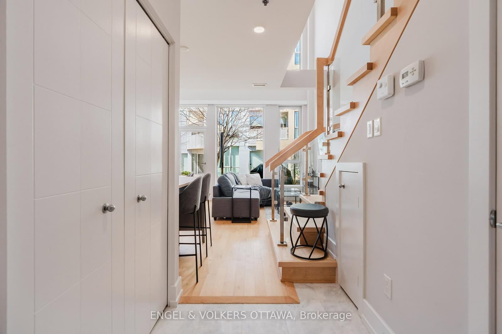 197 LISGAR Street, Unit 207 - Image 4