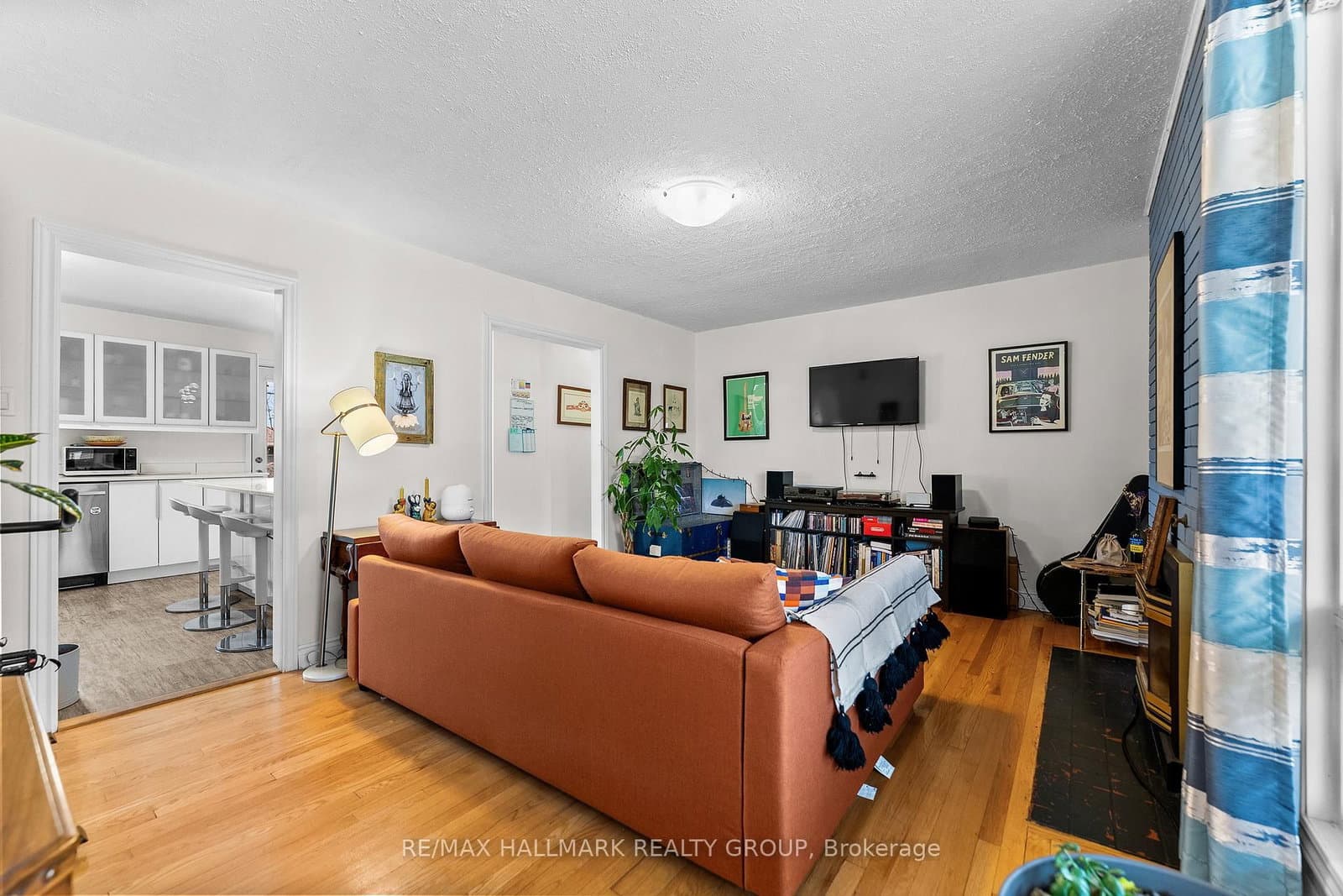 1318 Avenue Q - Image 4