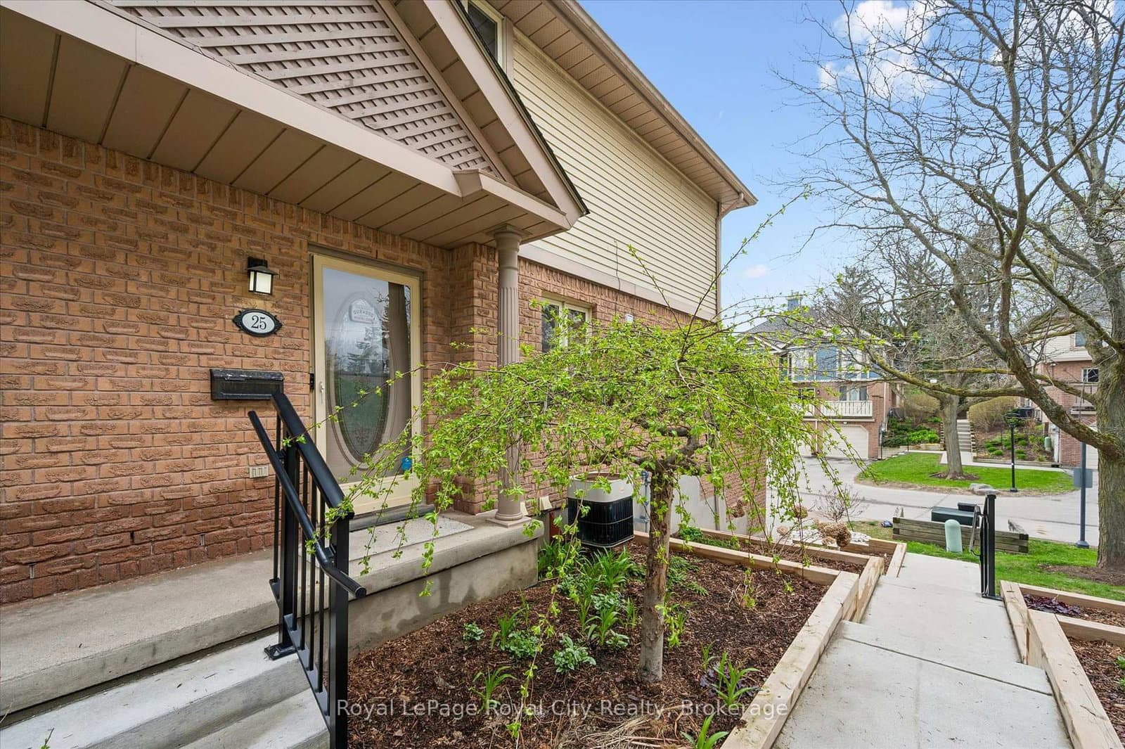 941 Gordon Street, Unit 25 - Image 4