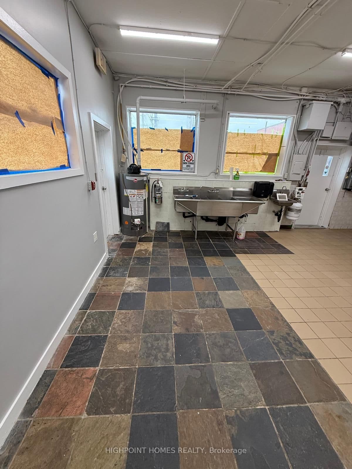 175 Borden Avenue S - Image 2