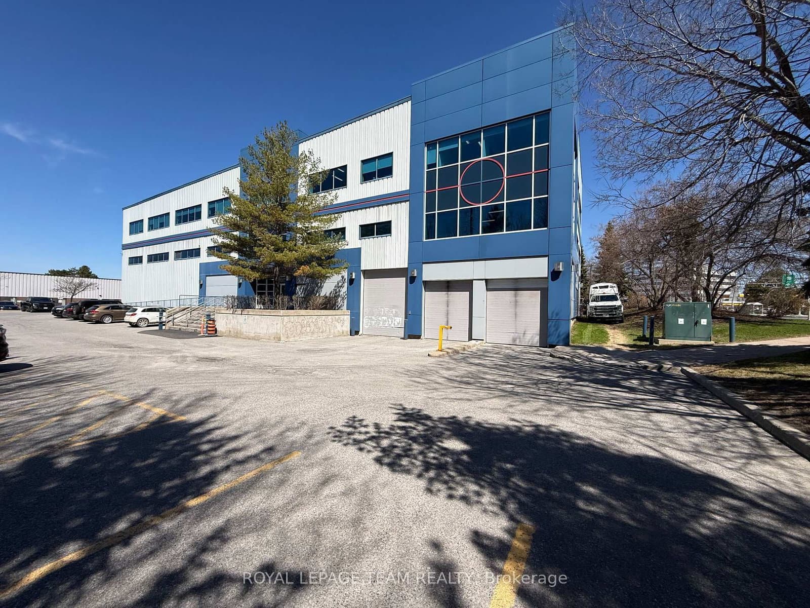900 Morrison Drive - Image 2