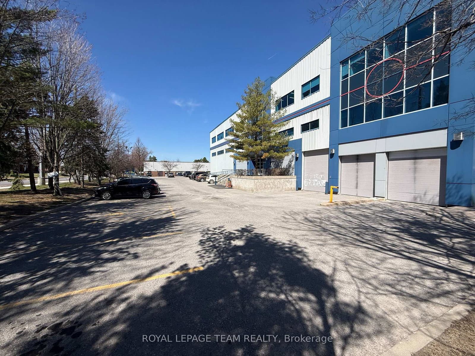 900 Morrison Drive - Image 4