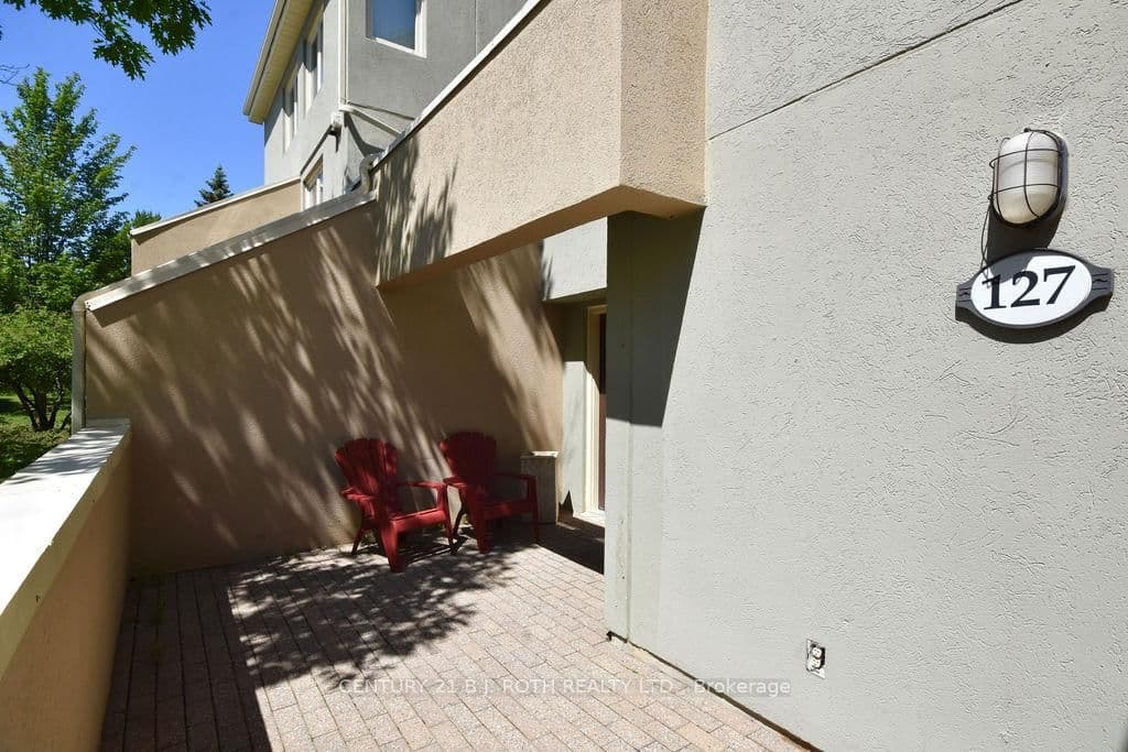 107 Wintergreen Place, Unit 127 - Image 1