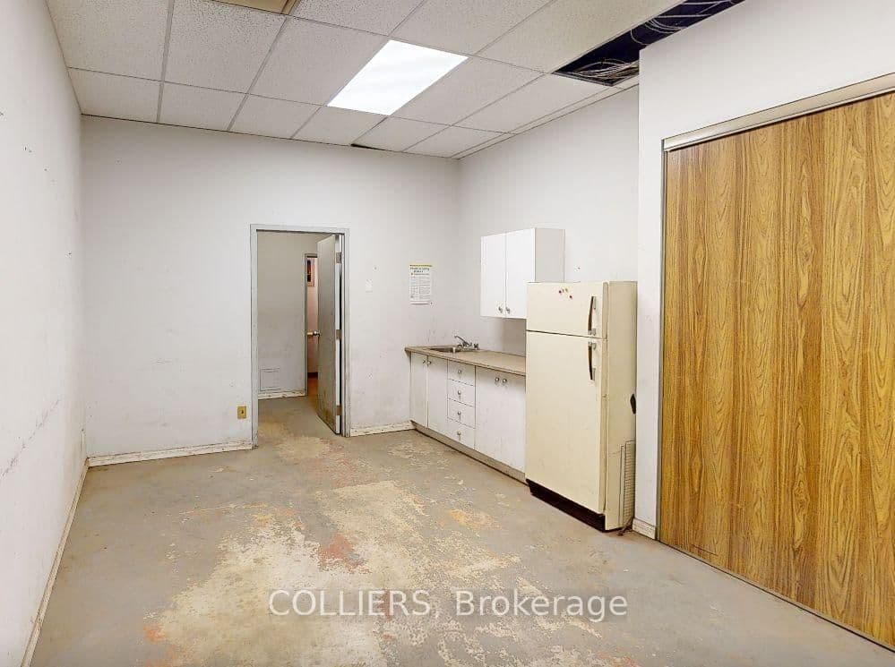 830 Industrial Avenue, Unit 8 - Image 4