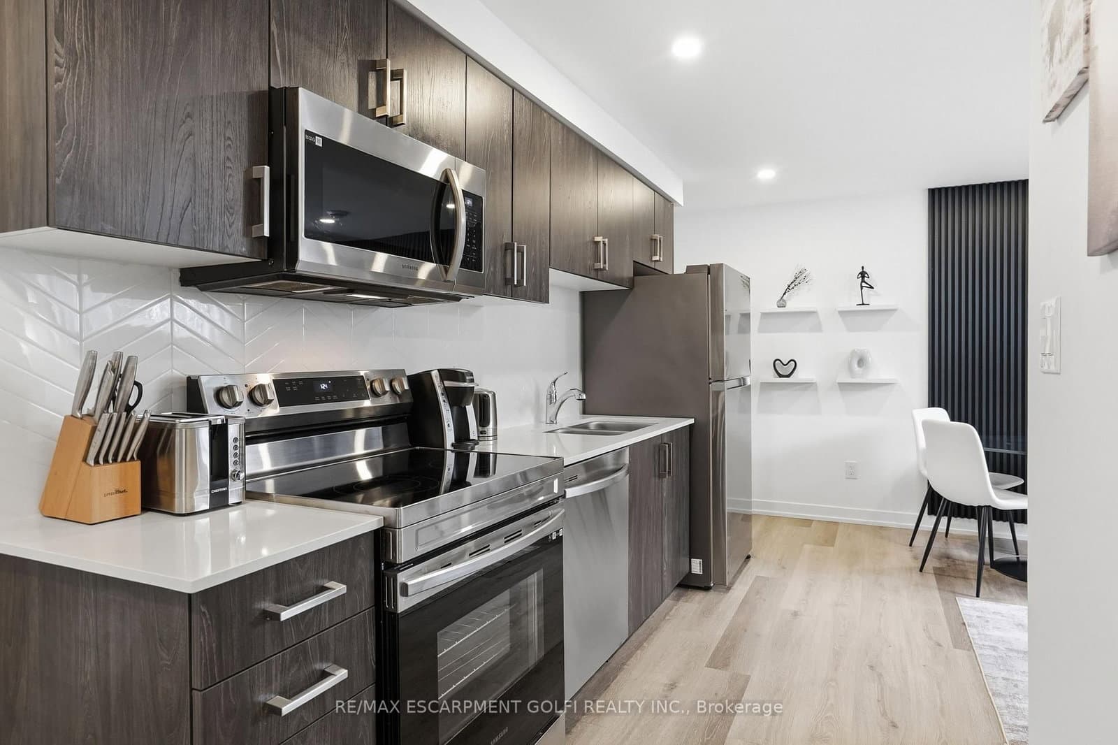 4263 FOURTH Avenue, Unit 413 - Image 4