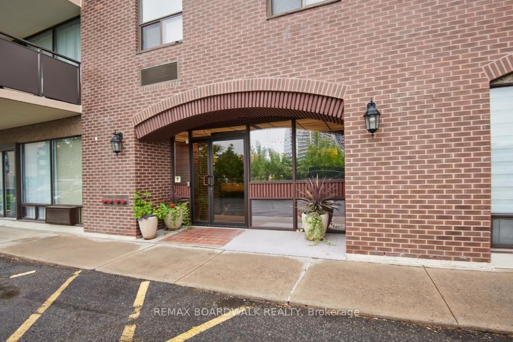 1190 Richmond Road, Unit 502 - Image 3