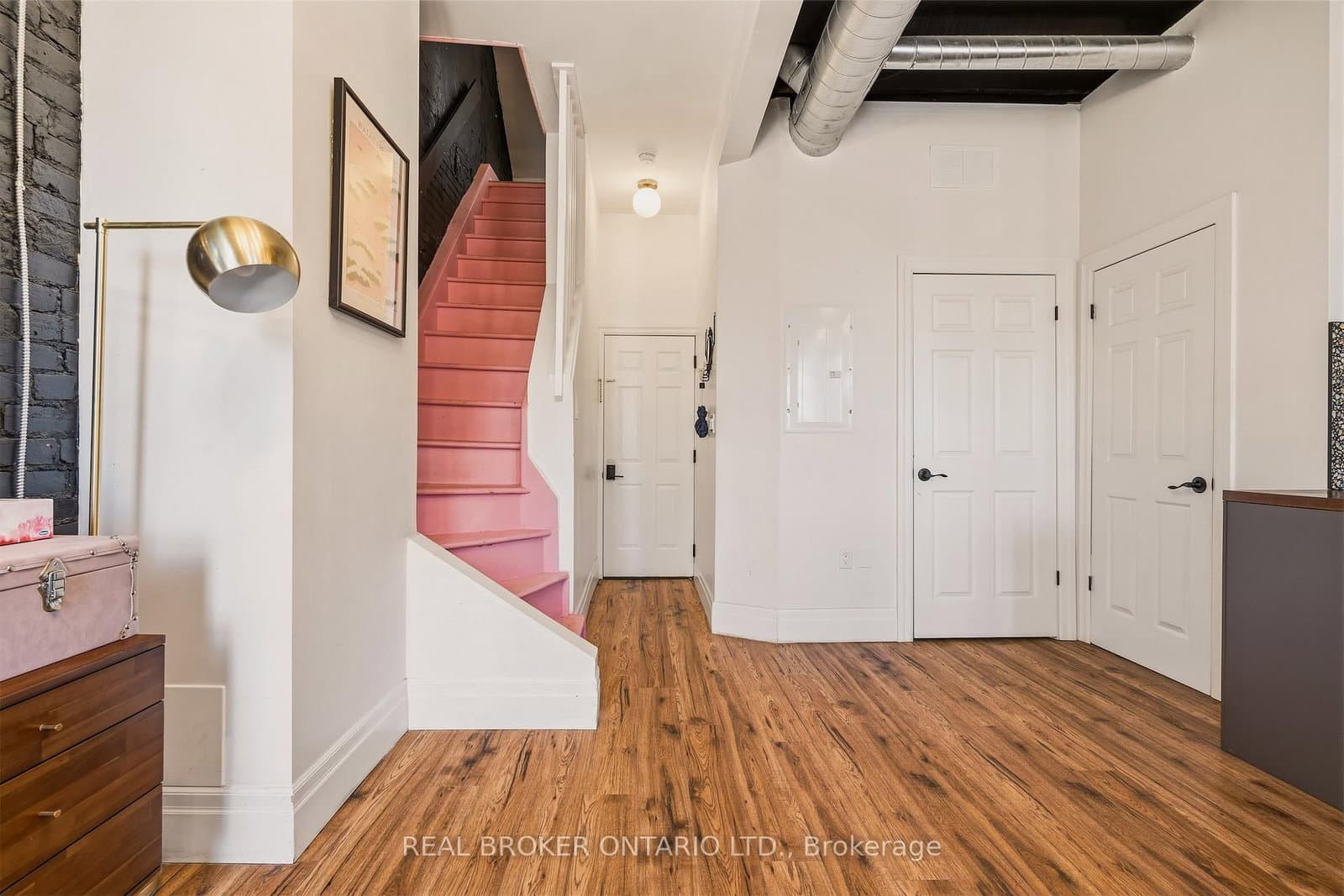 158 Hunter Street E - Image 5