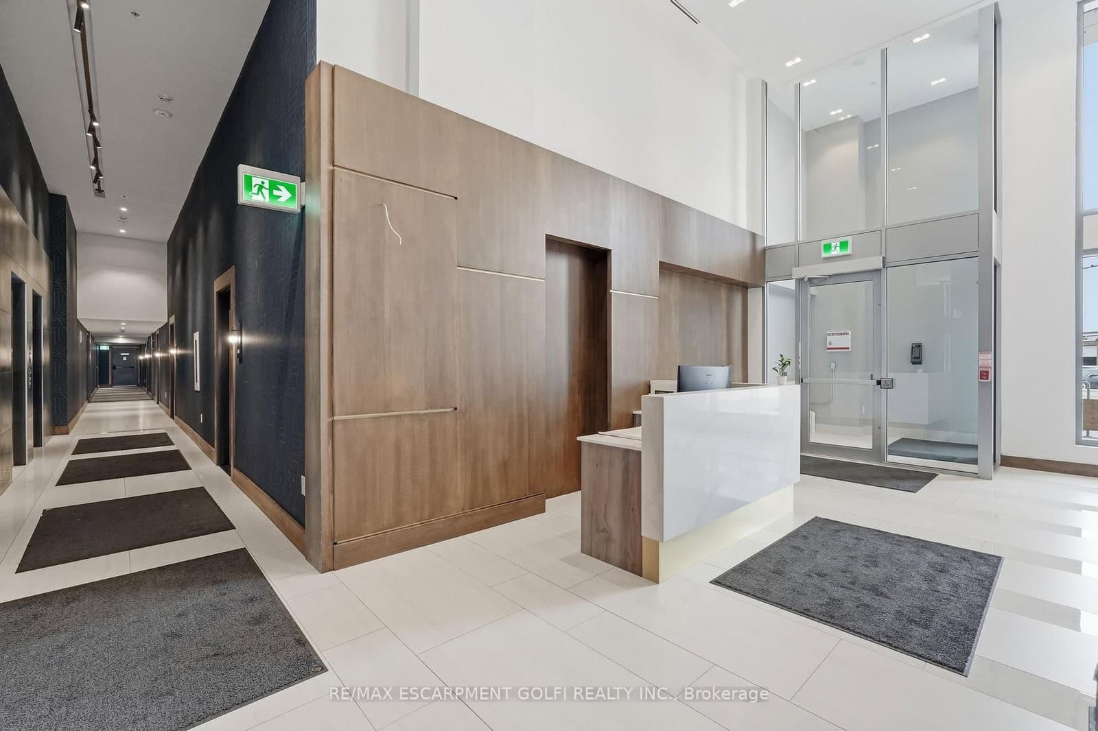2782 Barton Street E, Unit 513 - Image 4
