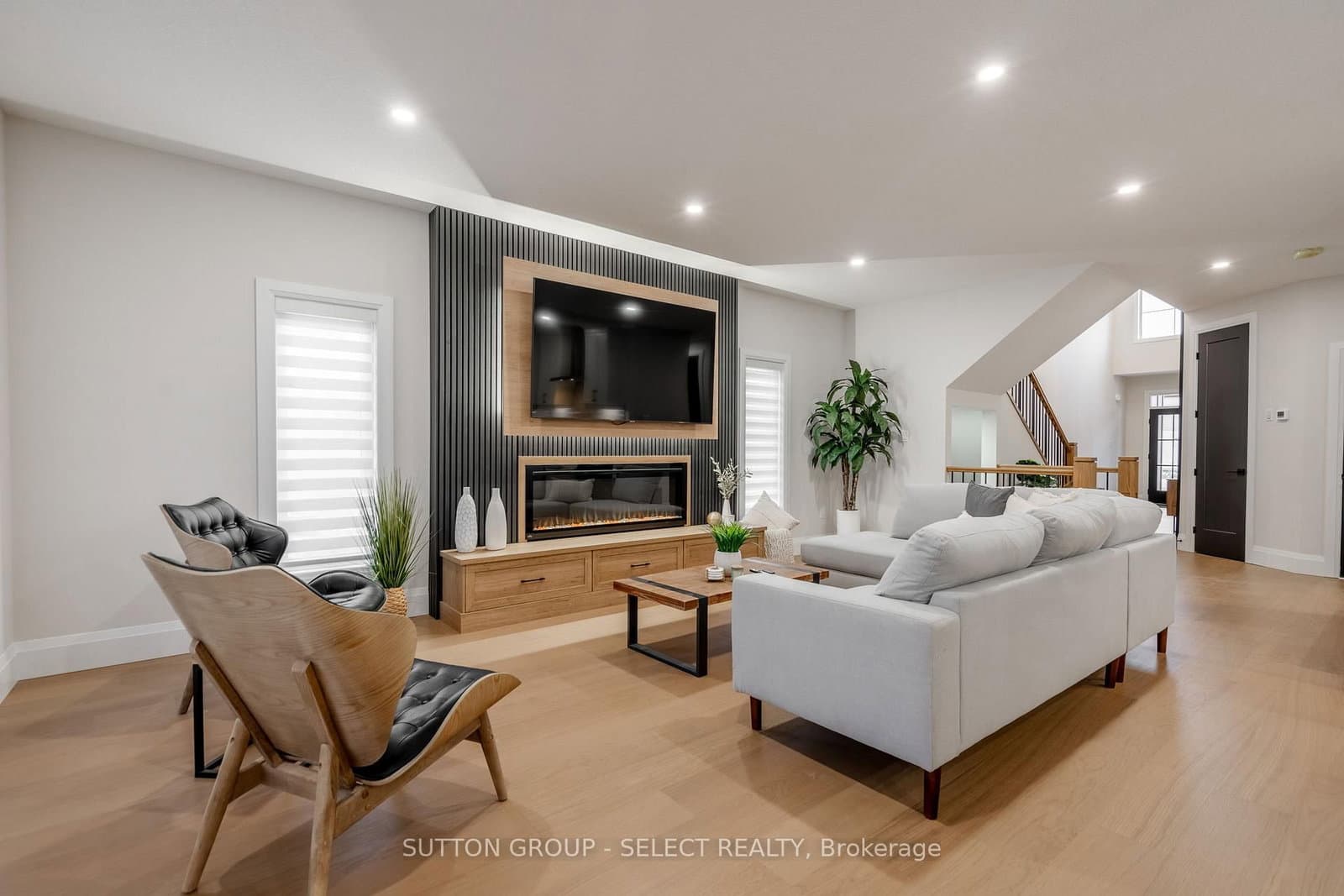 6343 HEATHWOODS Avenue - Image 5