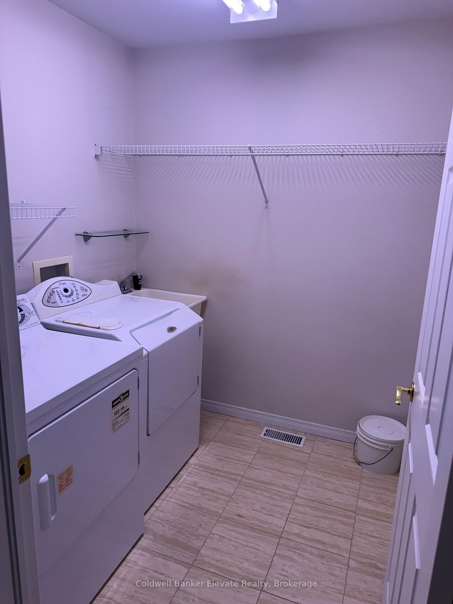 2705 KINGSWAY Drive, Unit 9 - Image 5