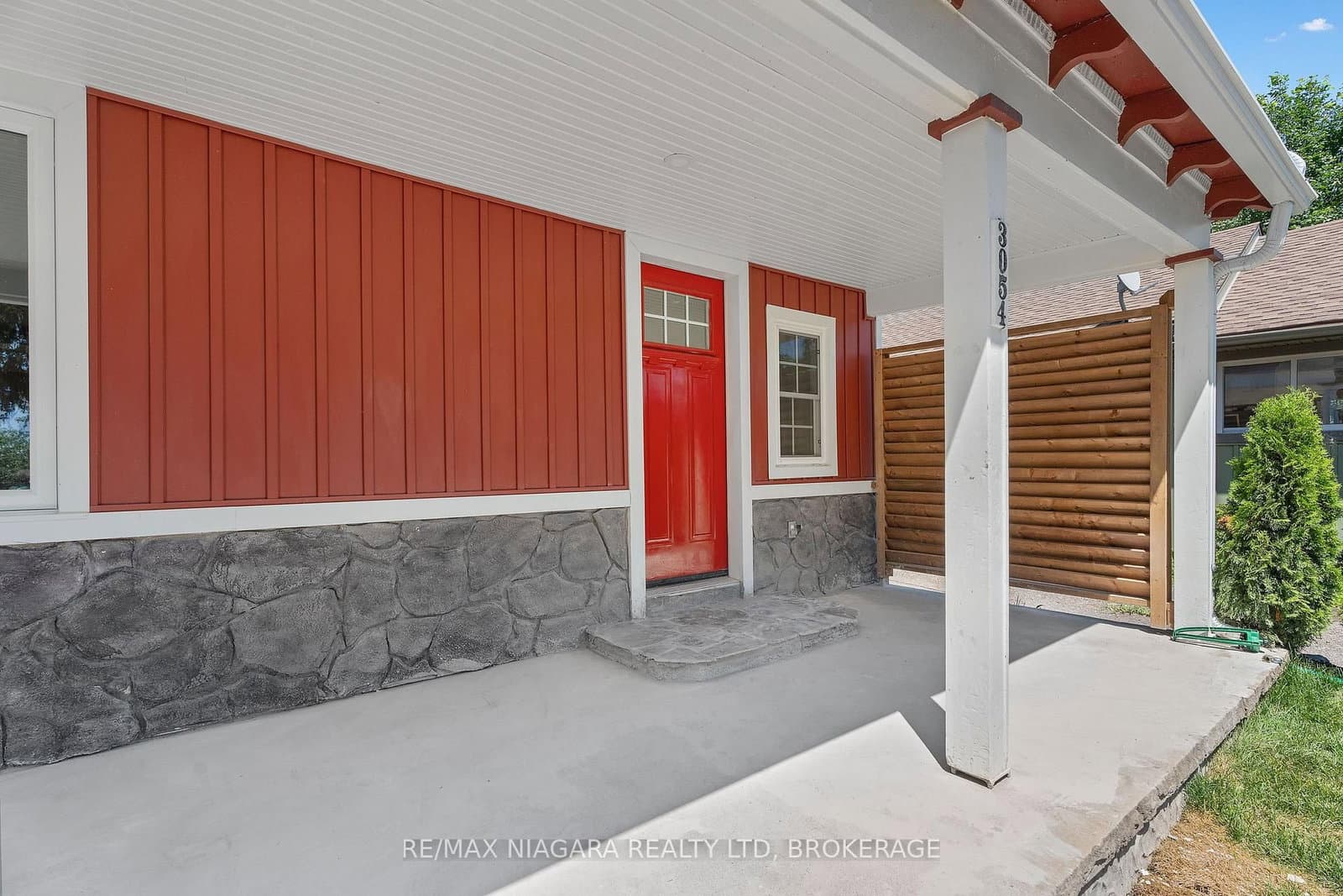 3054 Thunder Bay Road - Image 4
