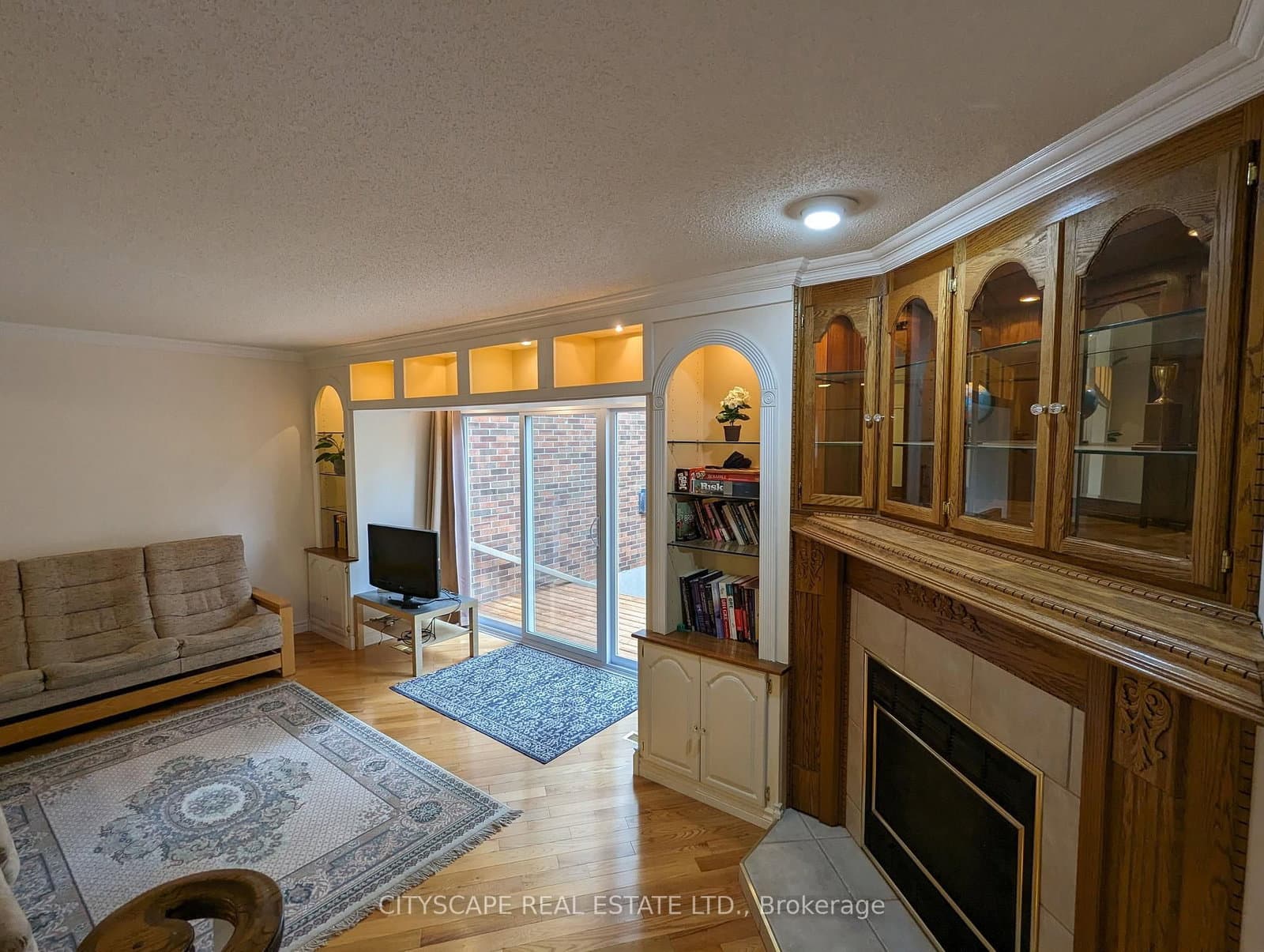 250 Keats Way, Unit 17 - Image 5