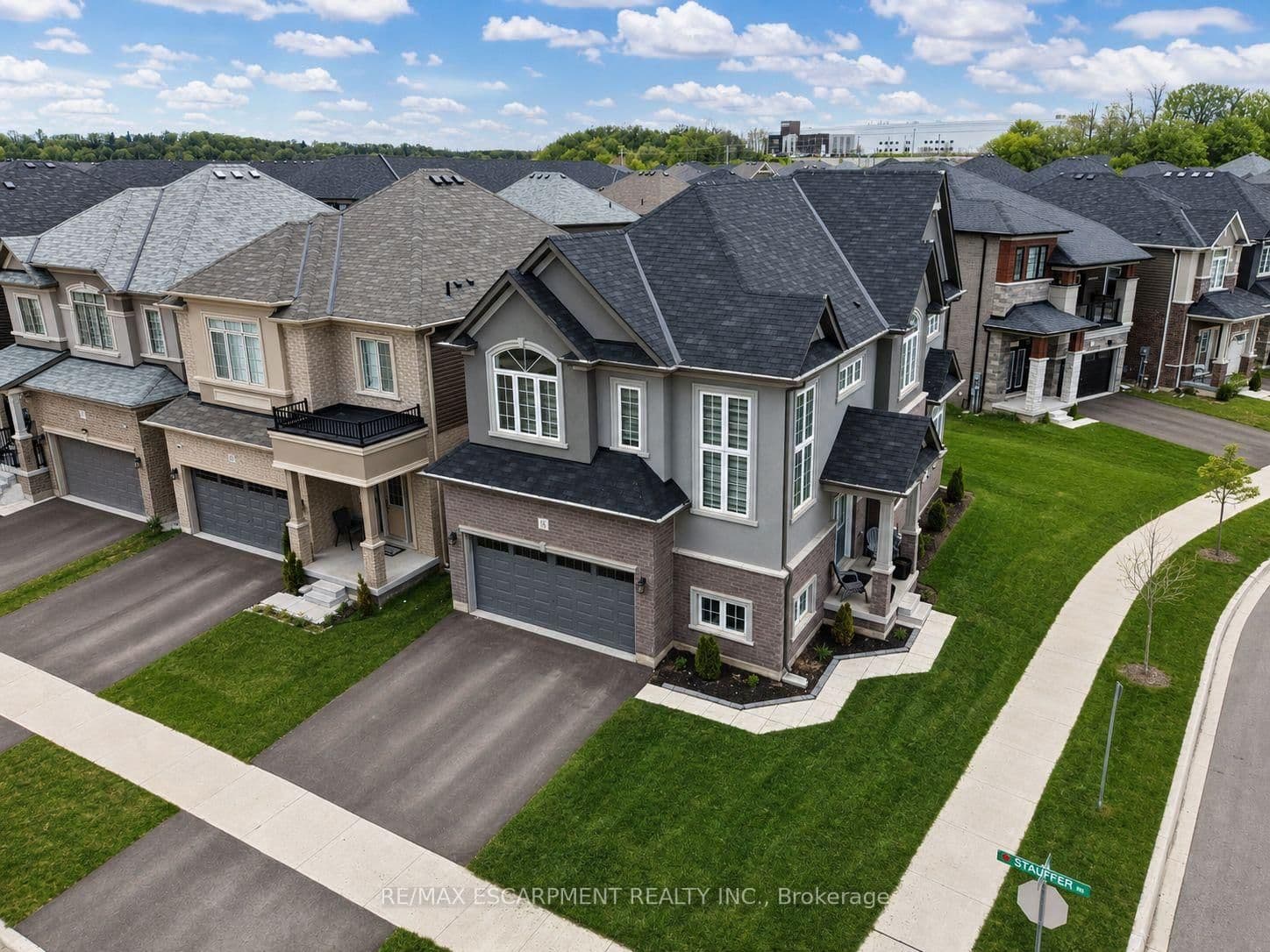 16 Stauffer Road - Image 3