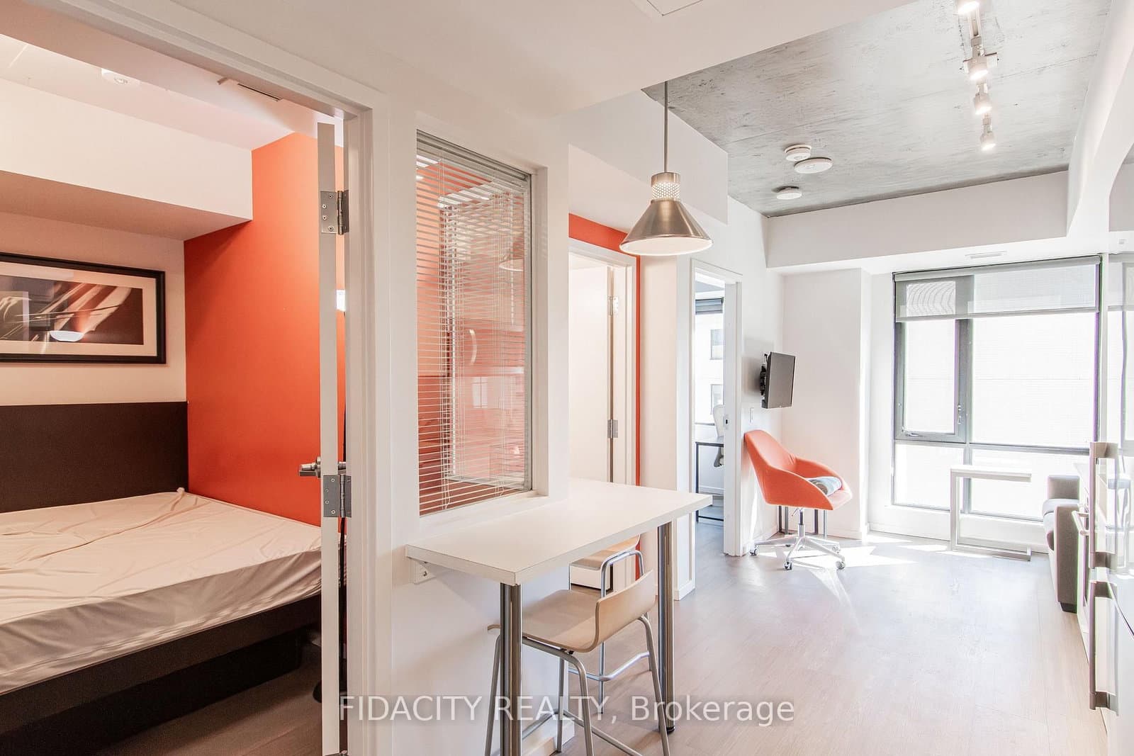 105 Champagne Avenue S, Unit 2912 - Image 6