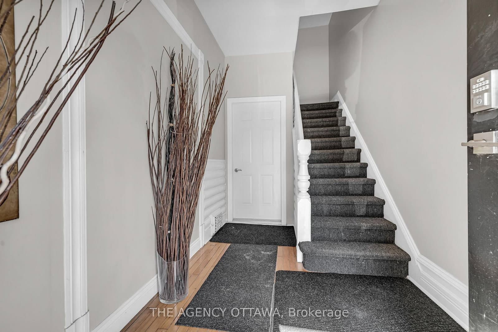 57 LEES Avenue - Image 6