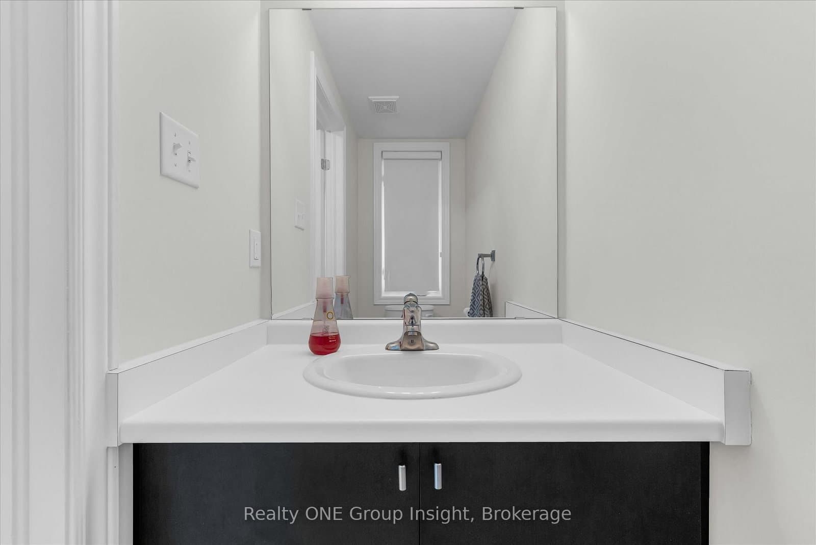 183 Penny Lane - Image 4