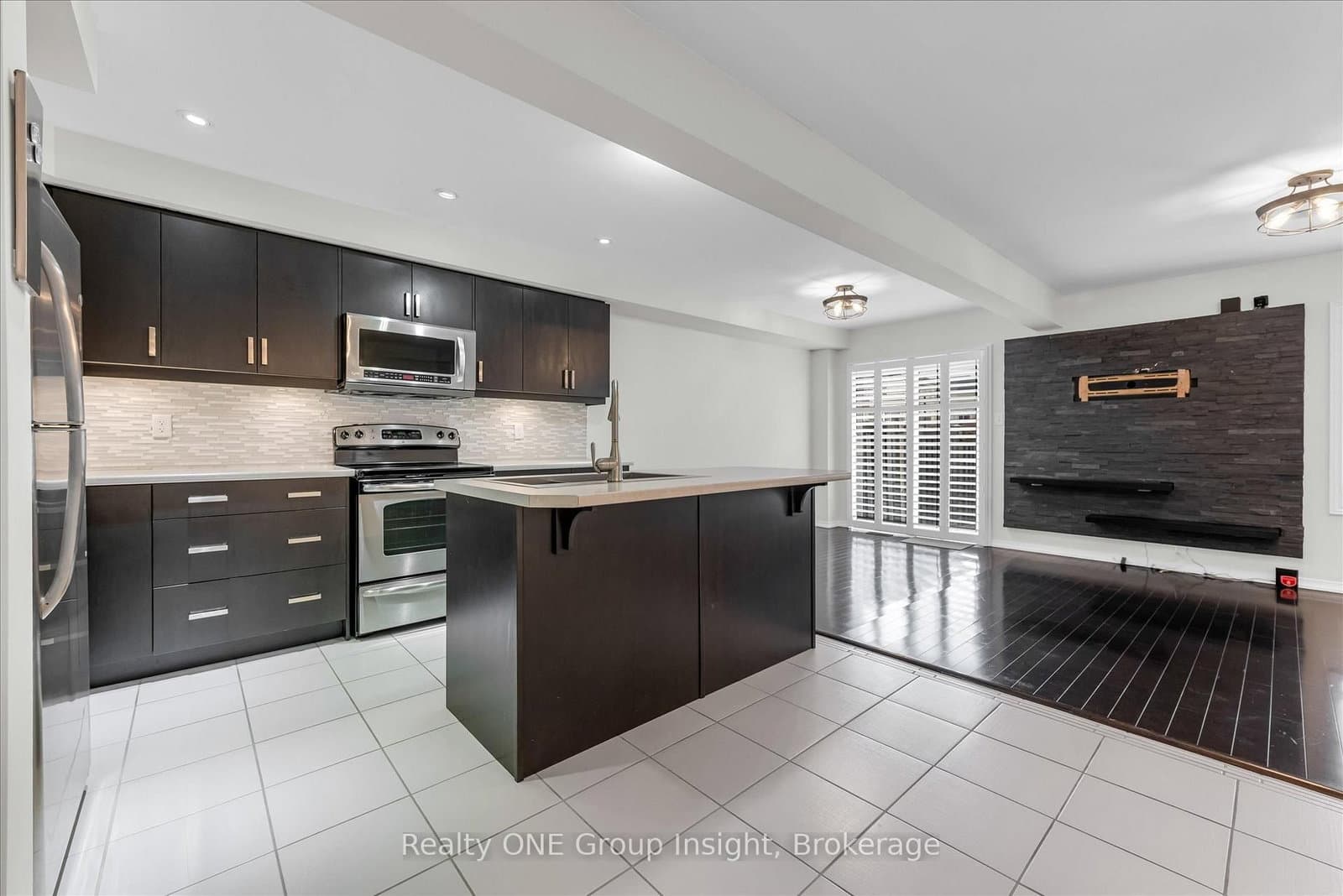 183 Penny Lane - Image 6