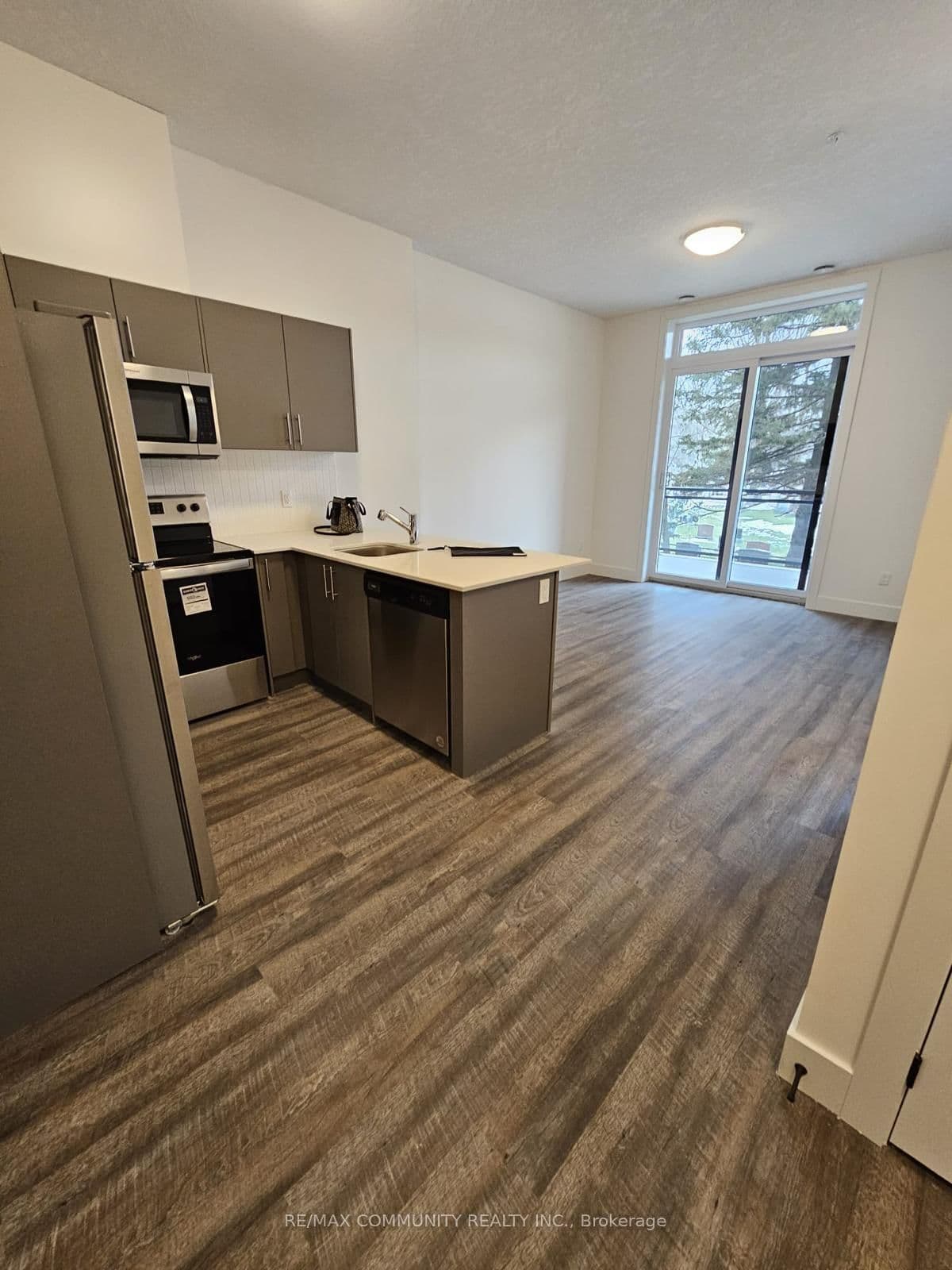 #106 - 107 Roger Street