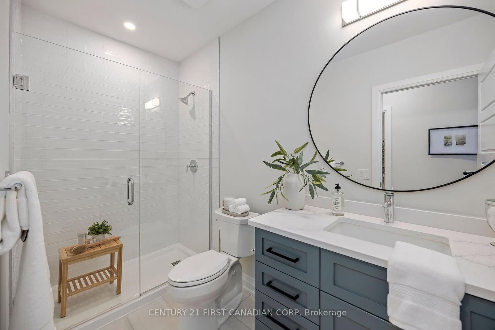 1975 Fountain Grass Drive, Unit 204 - Image 4
