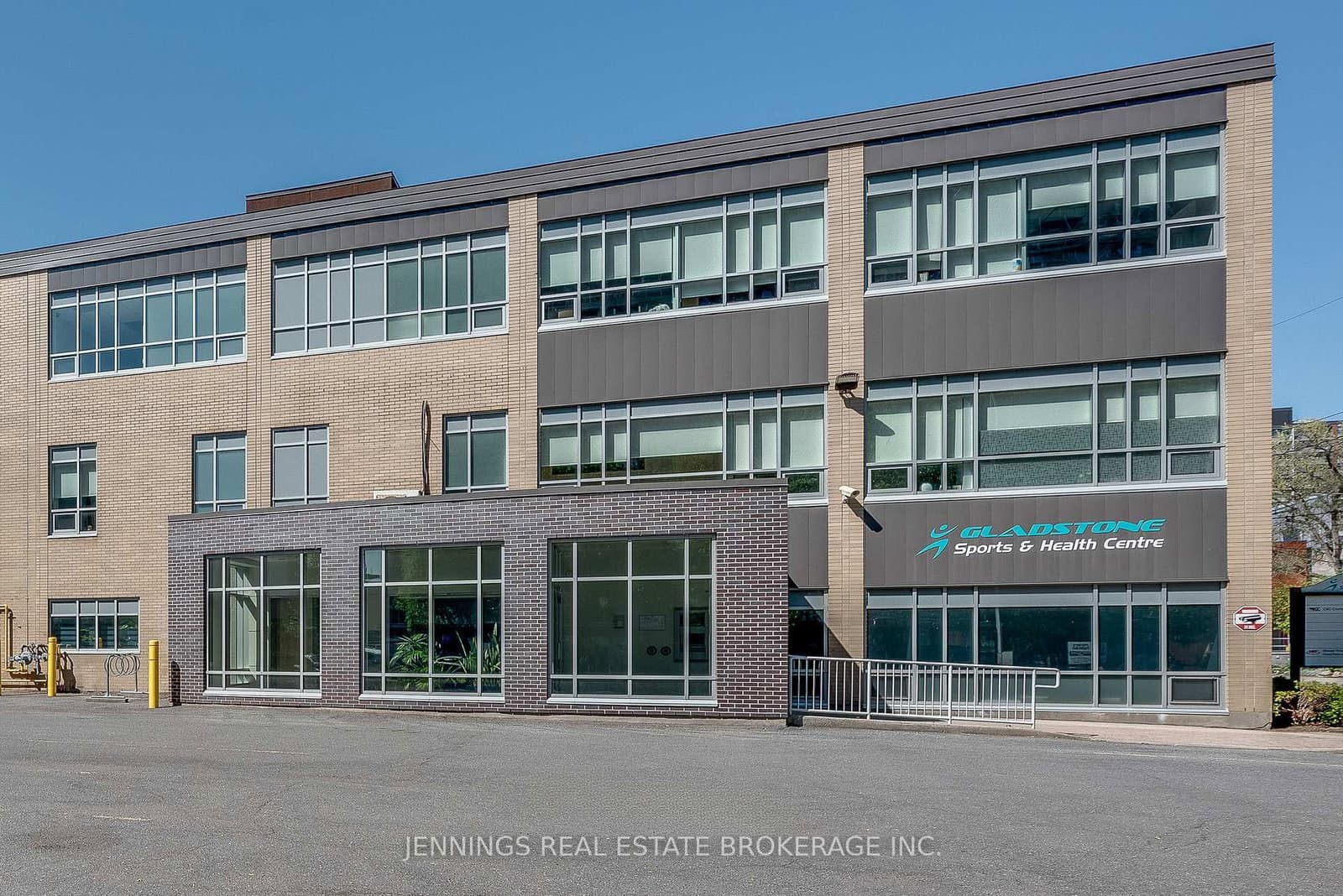 18 Louisa Street, Unit 370 - Image 1