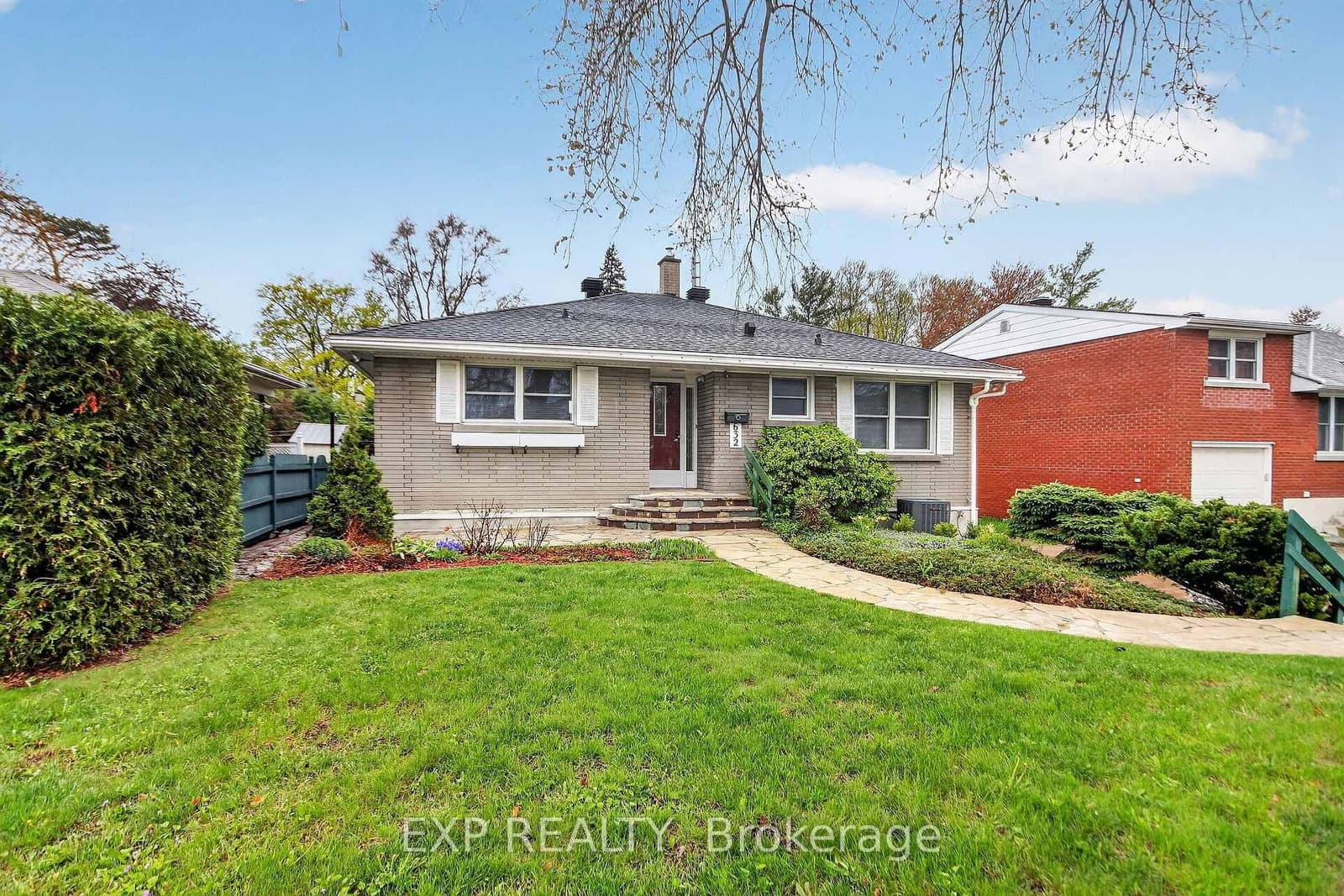 632 Chadburn Avenue - Image 1