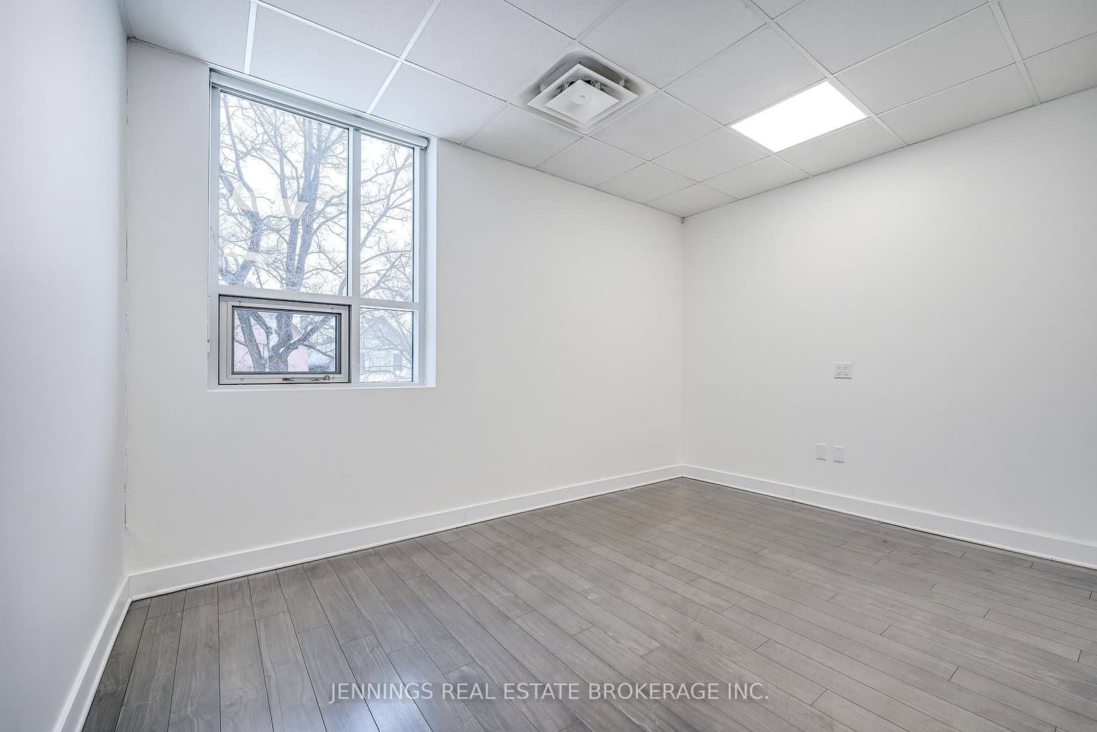 18 Louisa Street, Unit 260 - Image 4