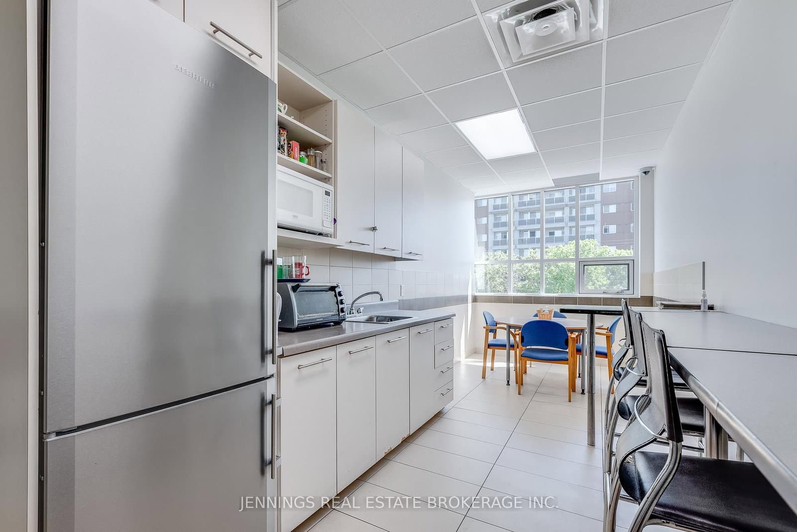 18 Louisa Street, Unit 274 - Image 4