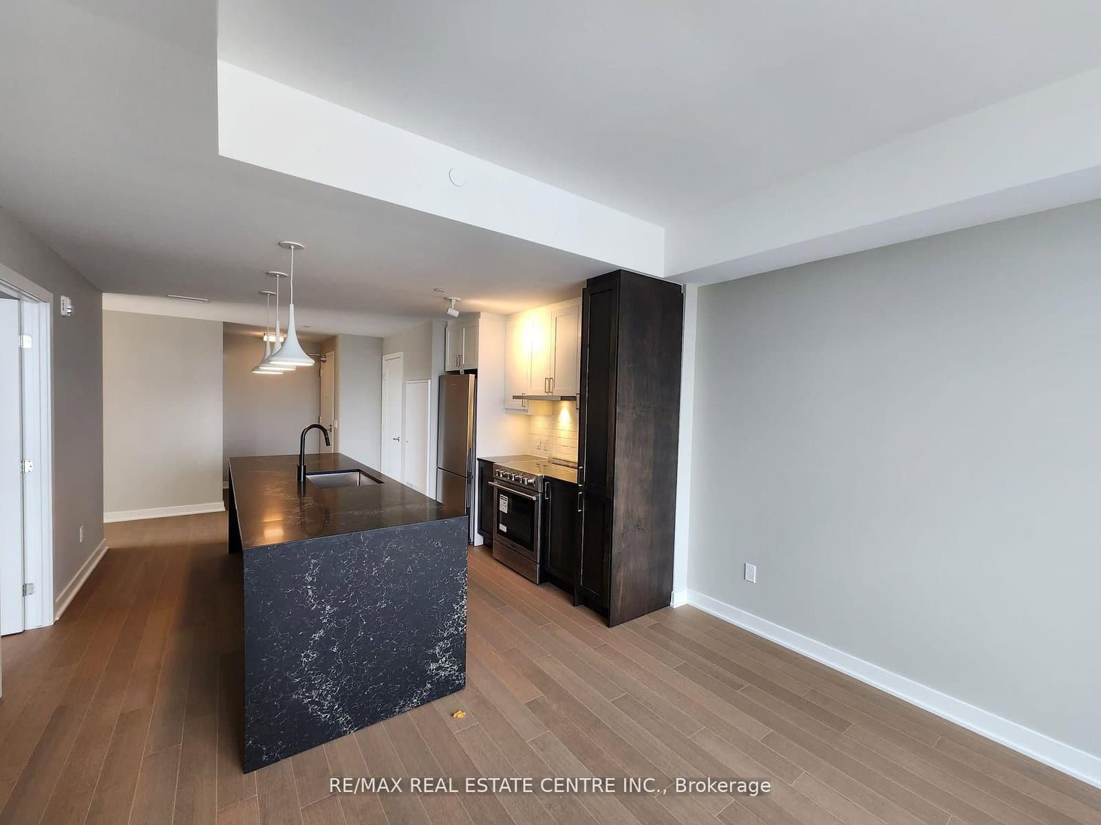 360 DESCHATELETS Avenue, Unit 608 - Image 2