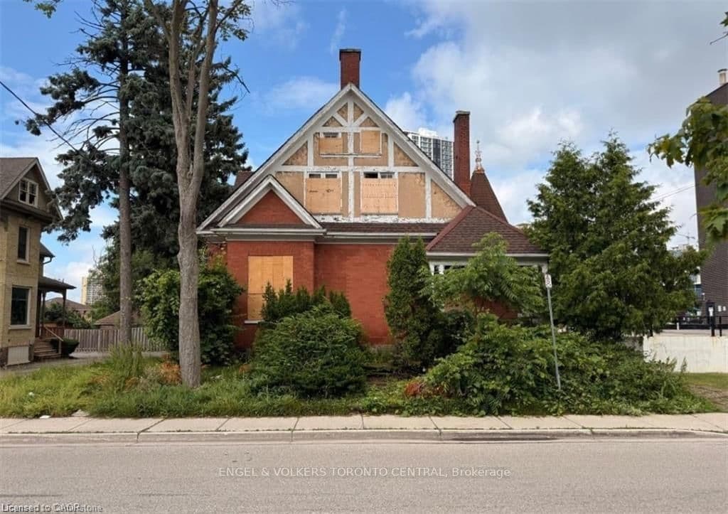 11 Irvin Street - Image 4