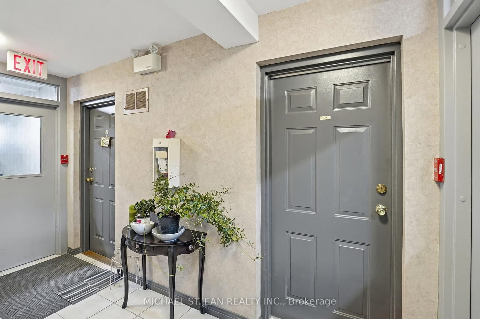 482 James Street N, Unit 104 - Image 6