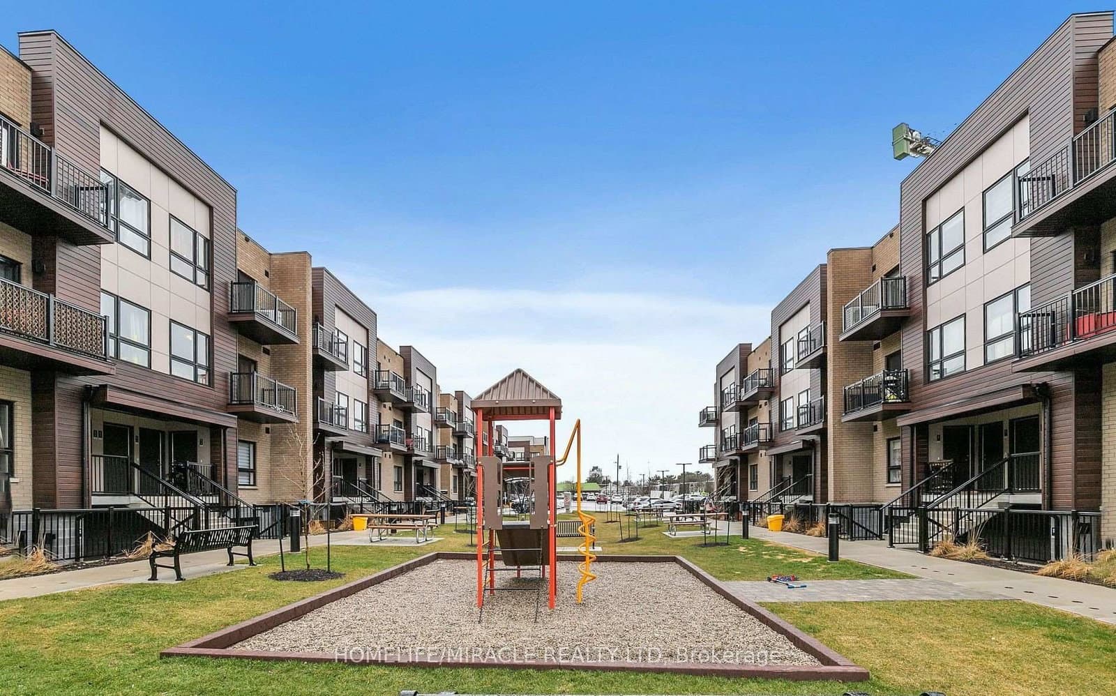 10 Palace Street, Unit C2 - Image 3