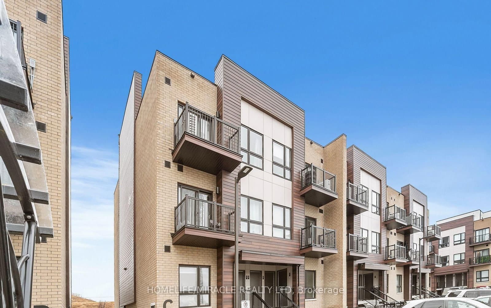 10 Palace Street, Unit C2 - Image 4