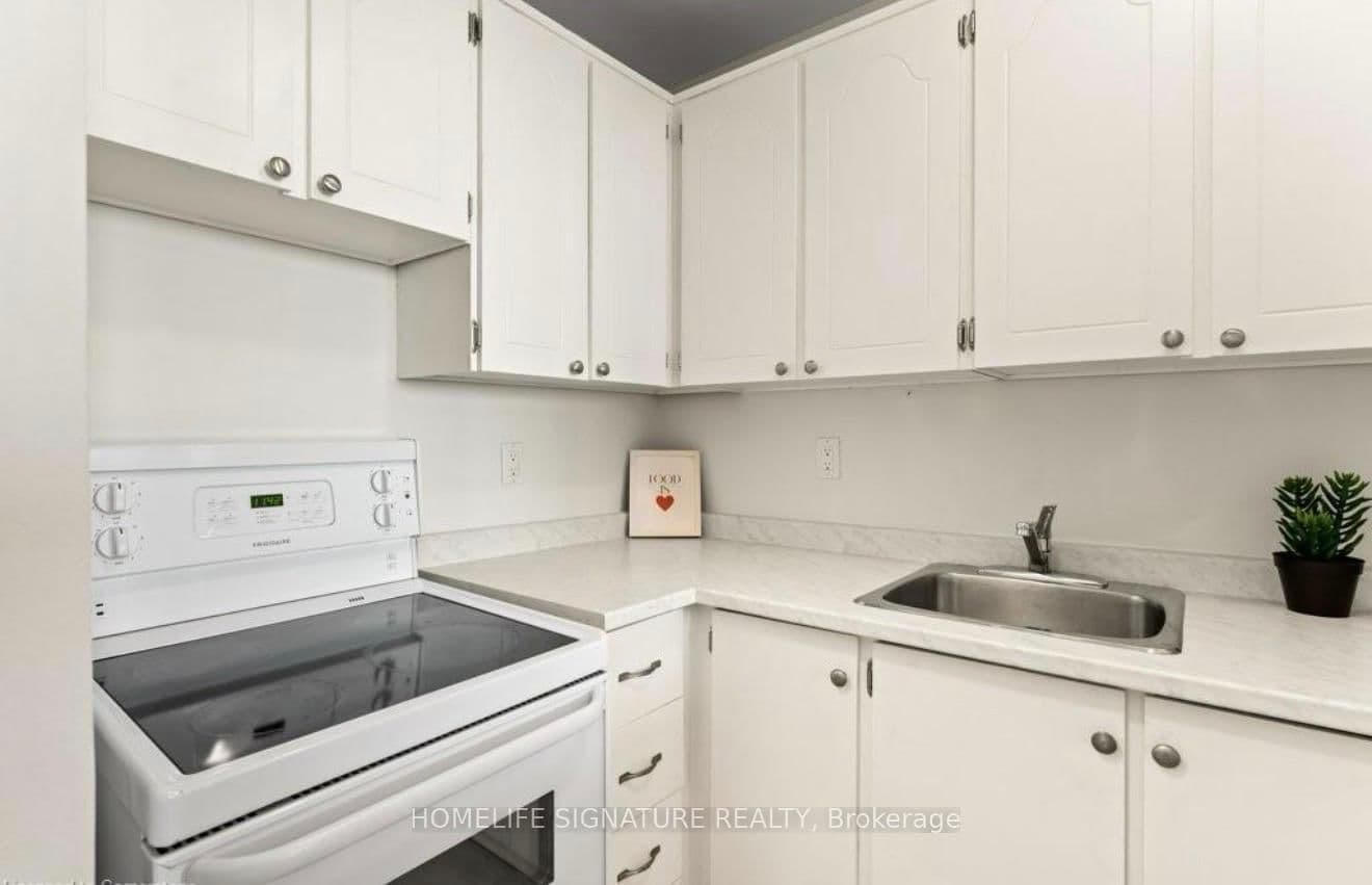 150 Charlton Avenue E, Unit 1803 - Image 3