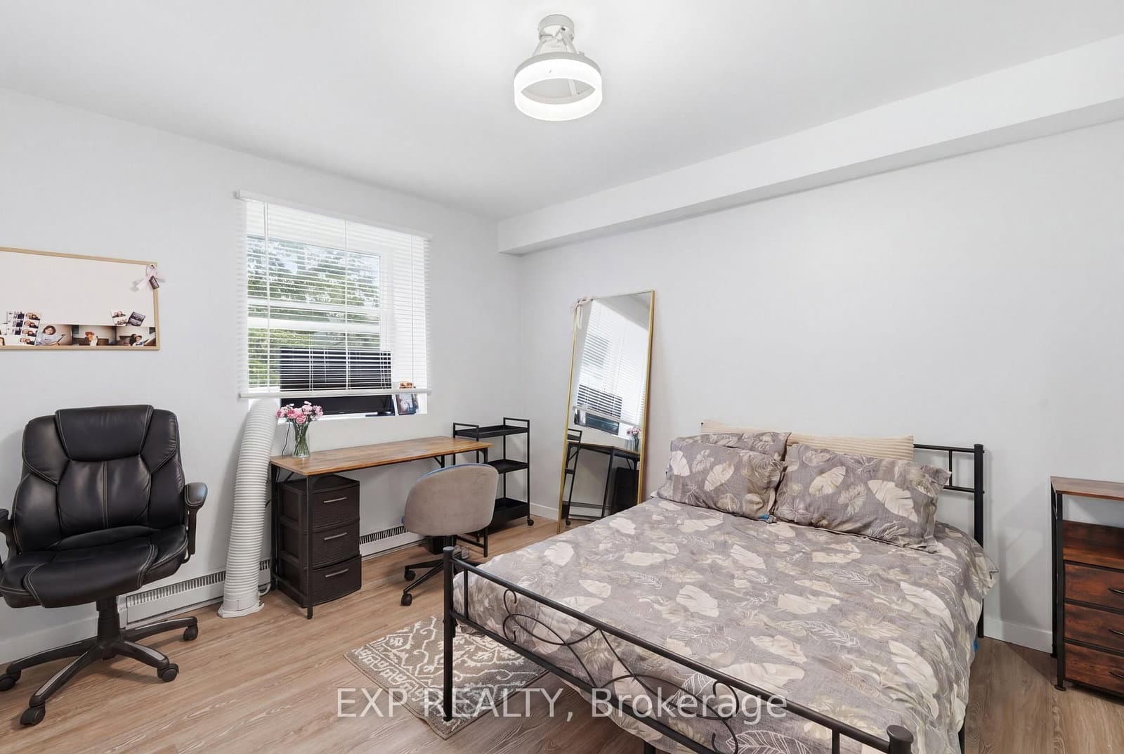 91 Westmount Road N, Unit 3 - Image 4