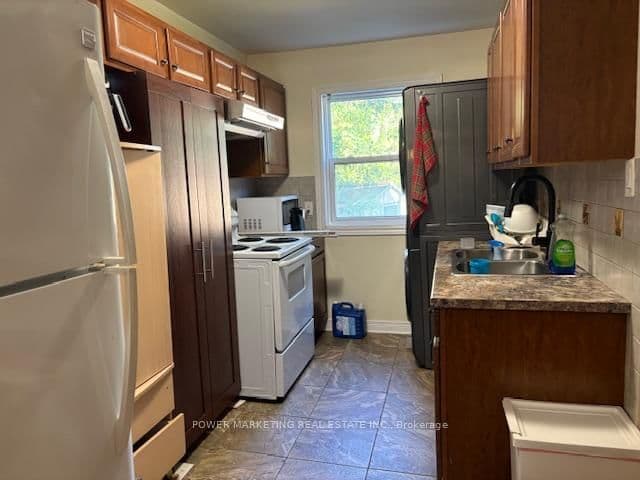 803 Merivale Road - Image 2