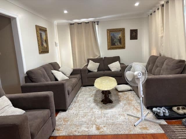 803 Merivale Road - Image 4