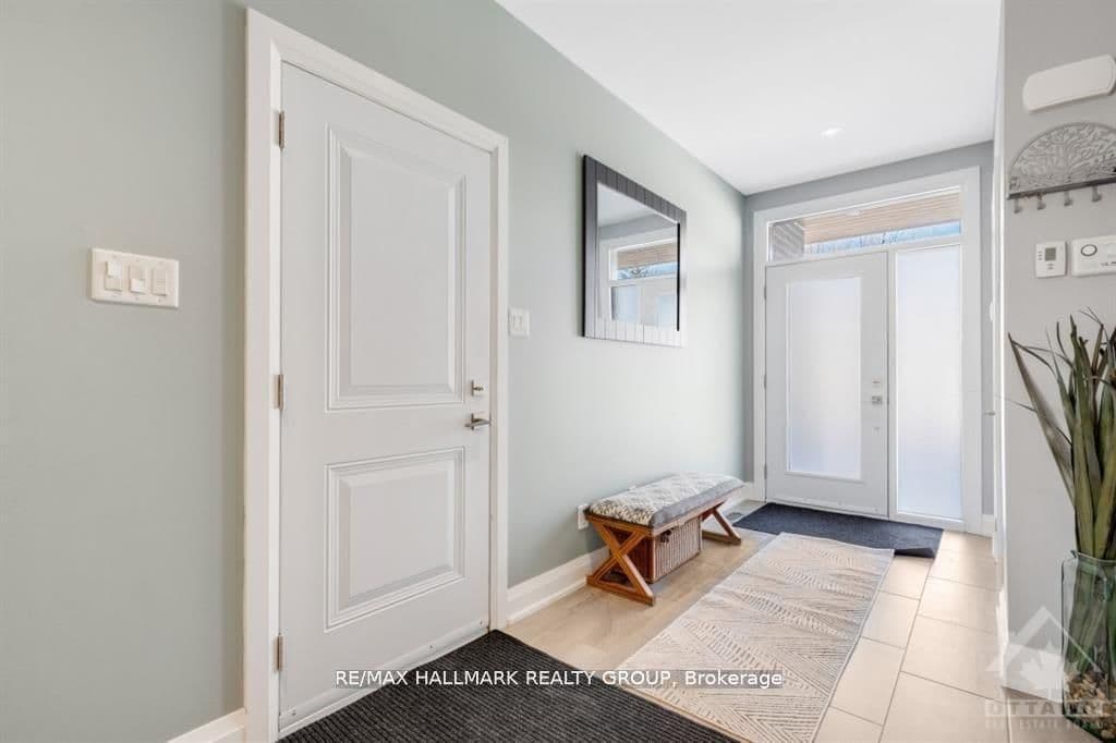 250 Richardson Avenue - Image 4