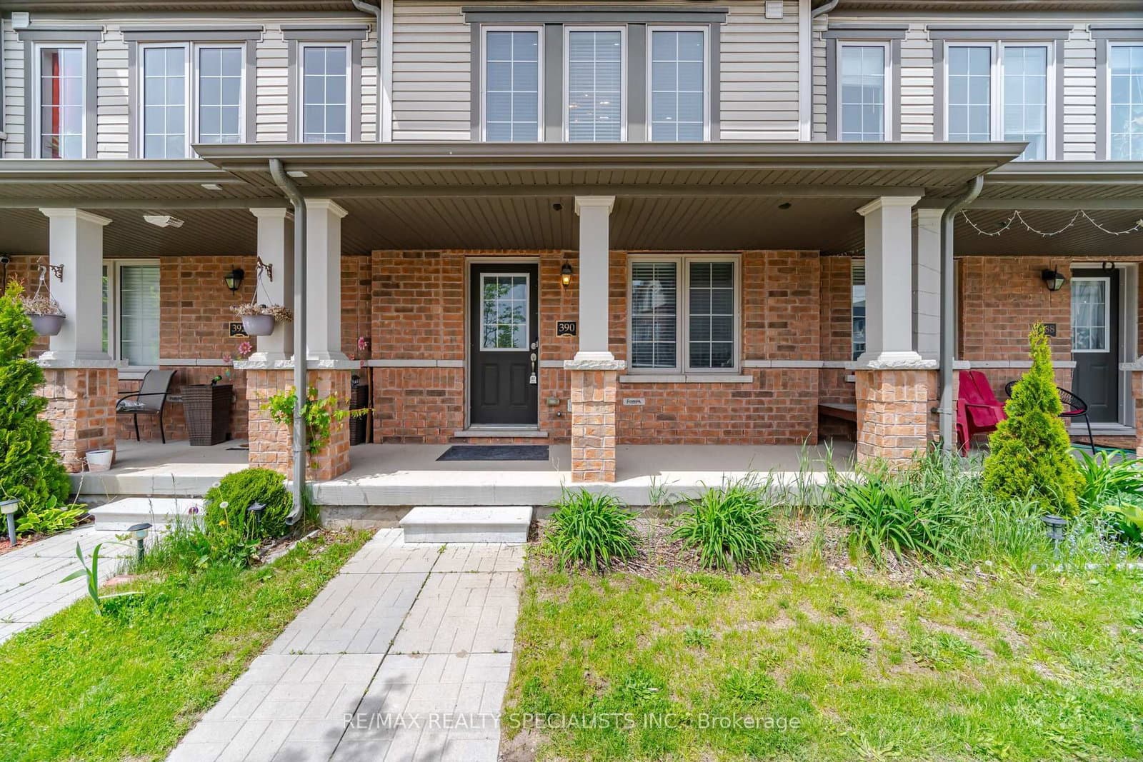 390 Linden Drive - Image 3